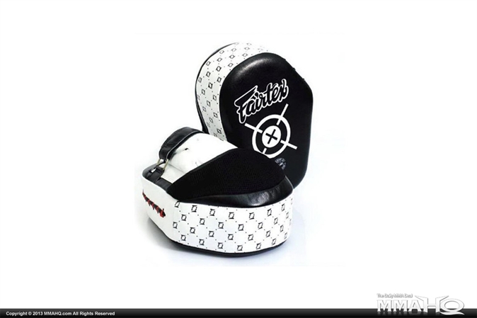 Fairtex Aero FMV11 Focus Mitts